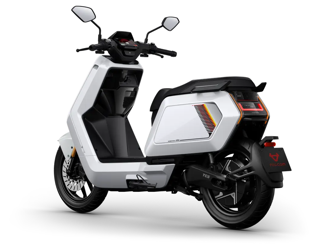 NIU NQiX 500