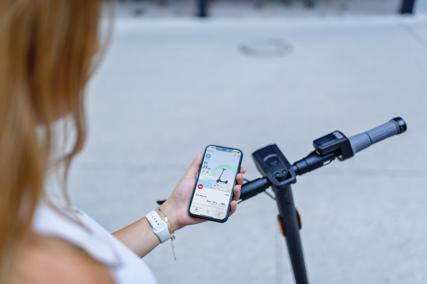 NIU KQi 100P E-Kick Scooter