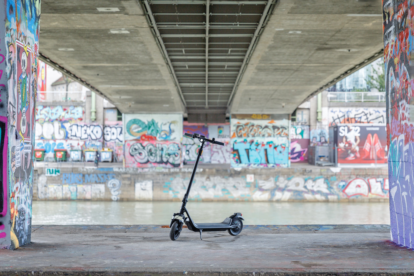 NIU KQi 100P E-Kick Scooter